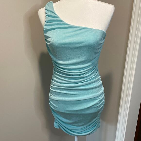 Hello Molly Vlogger Mini Dress Aqua One Shoulder Ruched NWT Sz 8 Body Con Flirty - Picture 2 of 12